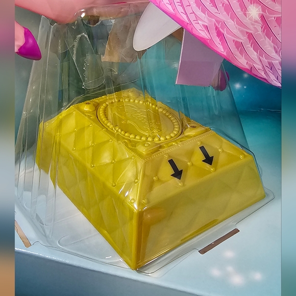 Spin Master Flutterbye Flying Unicorn Brand New in Box - Picture 9 of 11